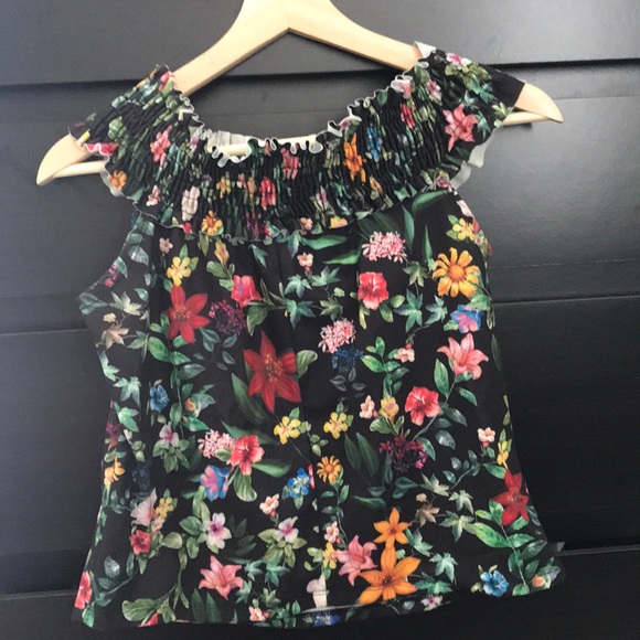 Floral top - Picture 2 of 2